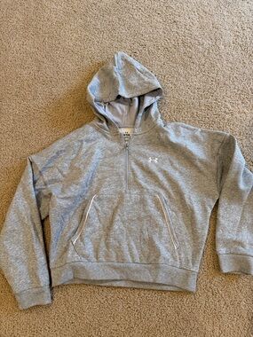 Like New Under Armour Light Gray Half-Zip Hooded Pullover